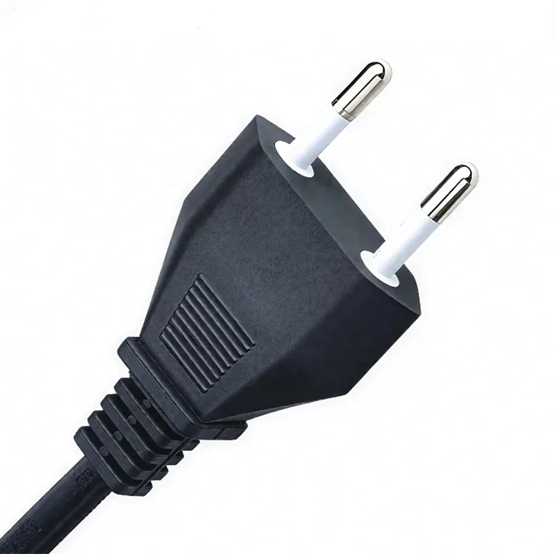 قابس ايطالي 2 قطب